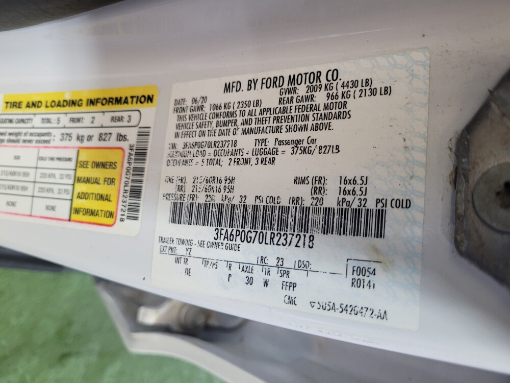 2020 Ford Fusion in Louisville, KY 40258 - 18097811 33