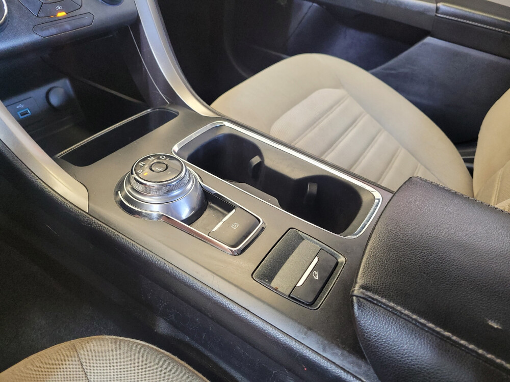 2020 Ford Fusion in Louisville, KY 40258 - 18097811 26