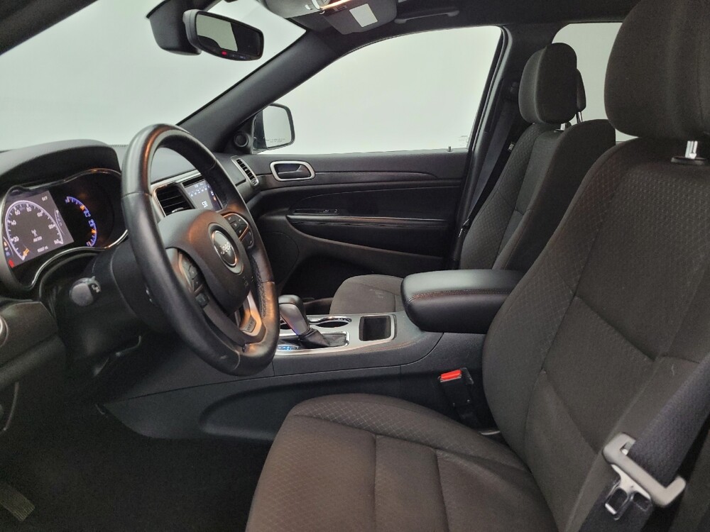 2018 Jeep Grand Cherokee in Fairfield, OH 45014 - 18097812 17