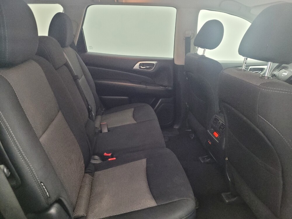 2019 Nissan Pathfinder in Louisville, KY 40258 - 18097813 19