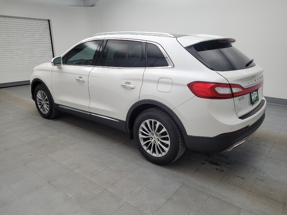 2016 Lincoln MKX in Cincinnati, OH 45255 - 18097819 3