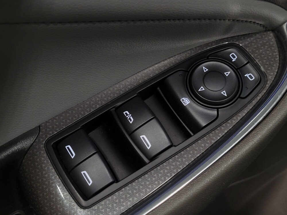 2017 Chevrolet Malibu in Glen Burnie, MD 21061 - 18097826 27