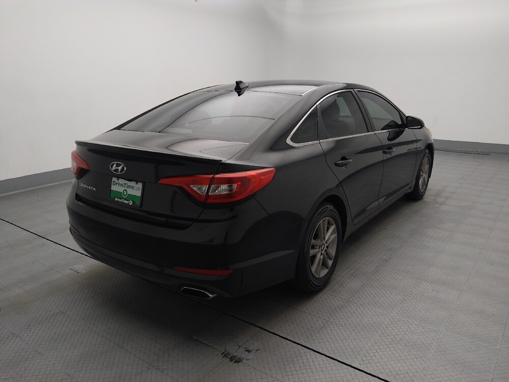 2015 Hyundai Sonata in Topeka, KS 66611 - 18097843 9