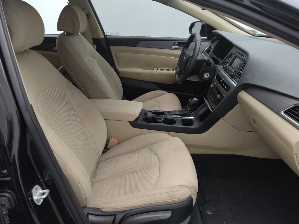 2015 Hyundai Sonata in Topeka, KS 66611 - 18097843 21