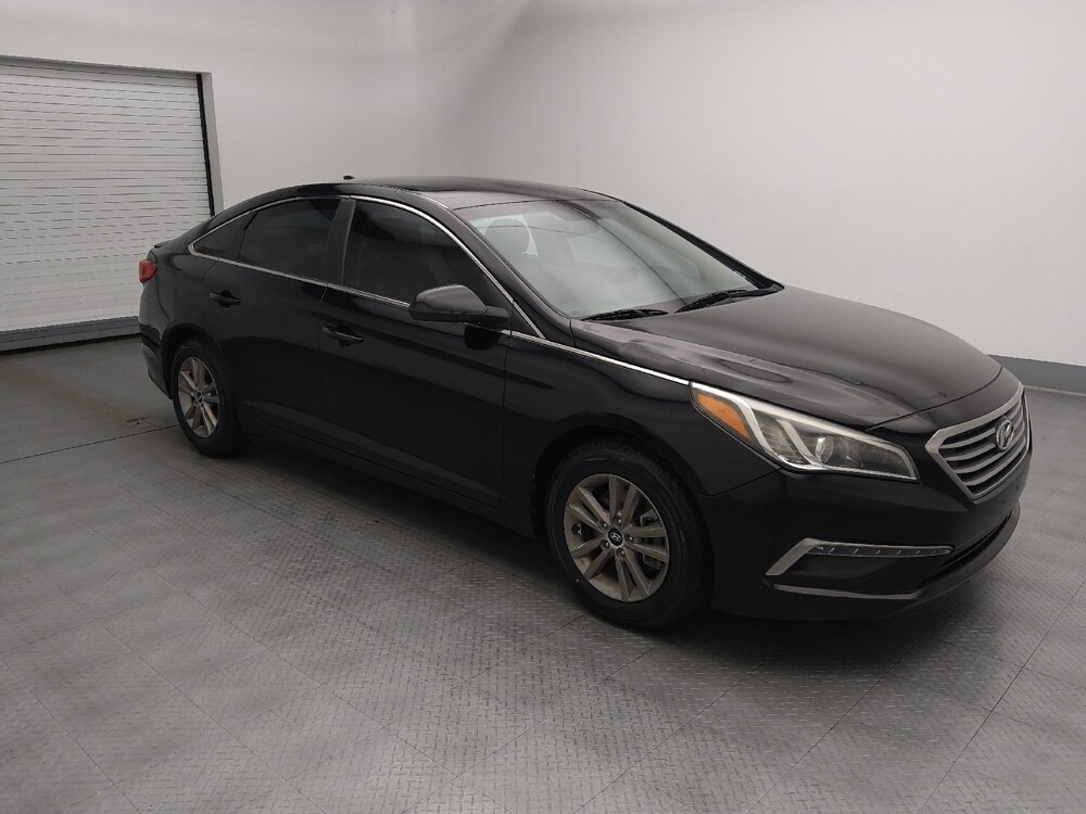 2015 Hyundai Sonata in Topeka, KS 66611 - 18097843 11