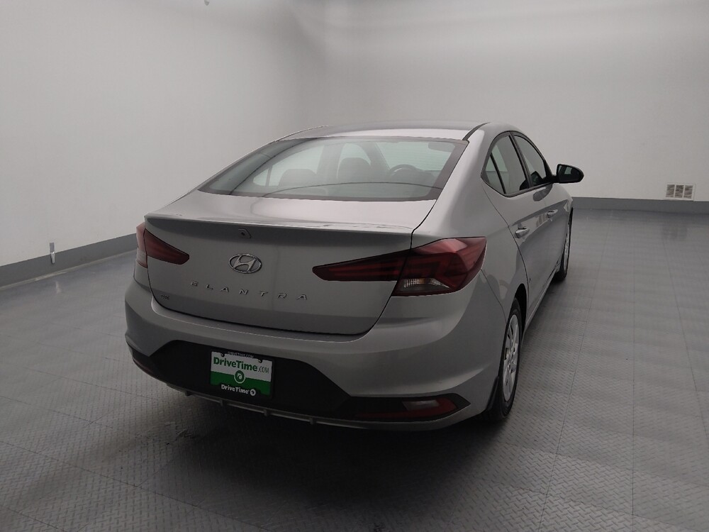2020 Hyundai Elantra in St. Louis, MO 63136 - 18097845 7