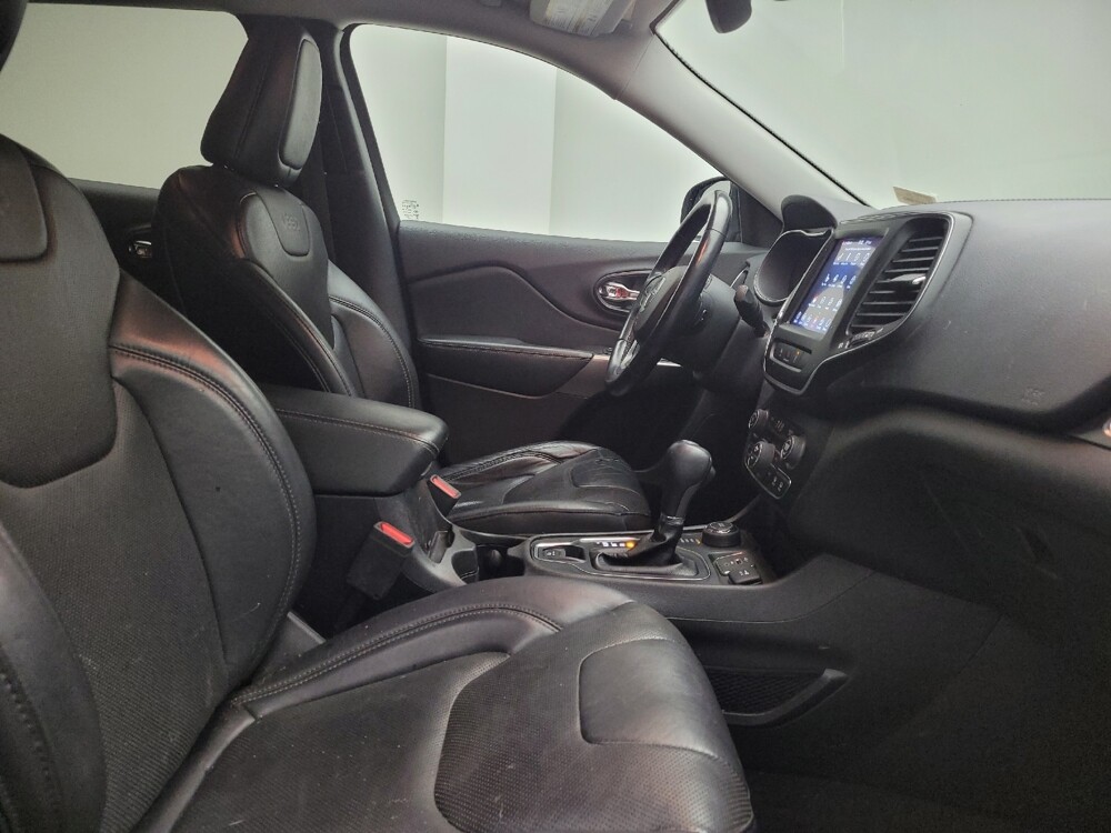 2021 Jeep Cherokee in Taylor, MI 48180 - 18097850 21