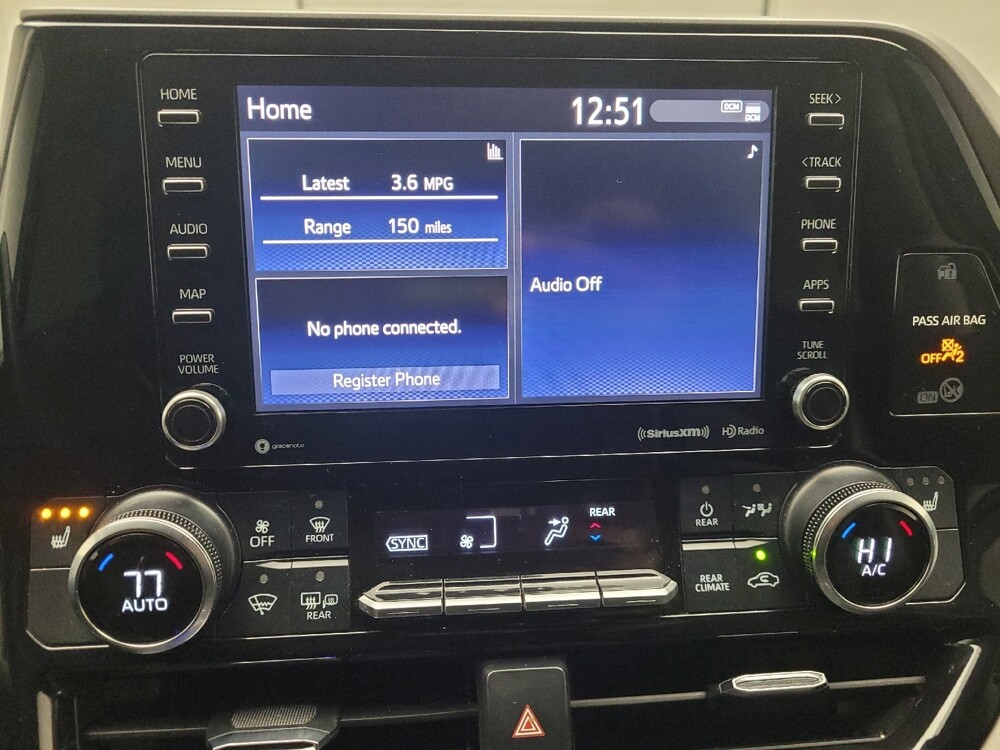 2021 Toyota Highlander in Taylor, MI 48180 - 18097851 25