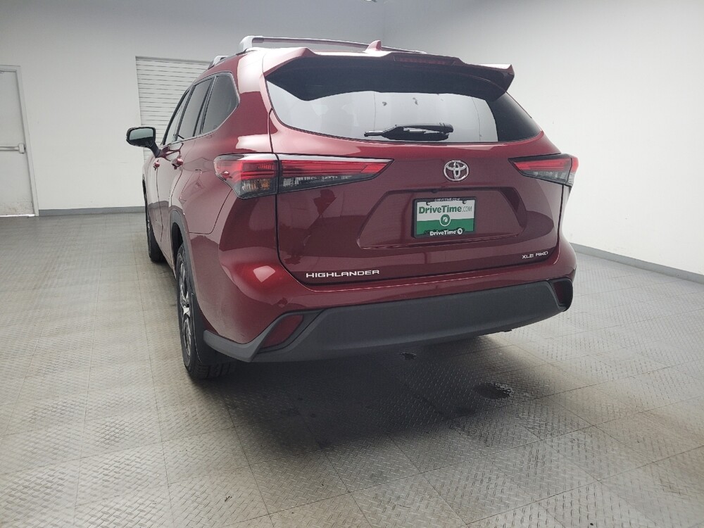2021 Toyota Highlander in Taylor, MI 48180 - 18097851 6