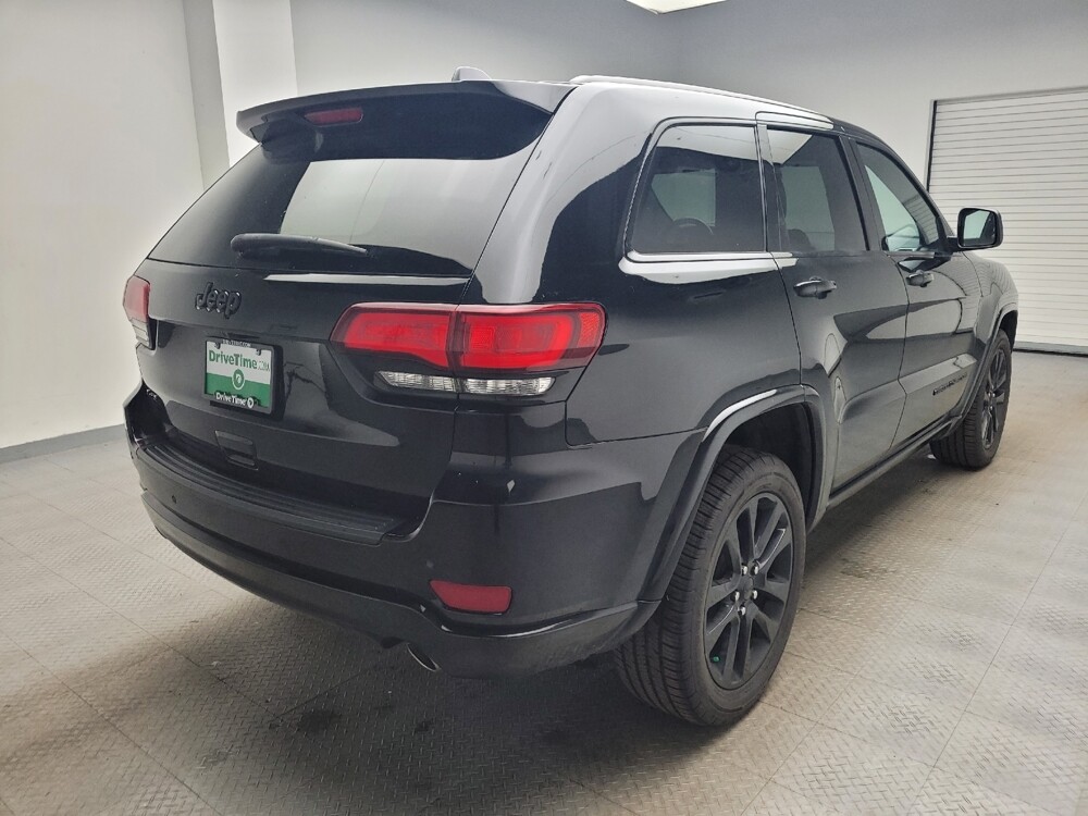 2019 Jeep Grand Cherokee in Taylor, MI 48180 - 18097856 9