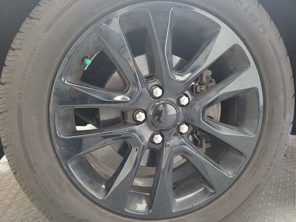 2019 Jeep Grand Cherokee in Taylor, MI 48180 - 18097856 31