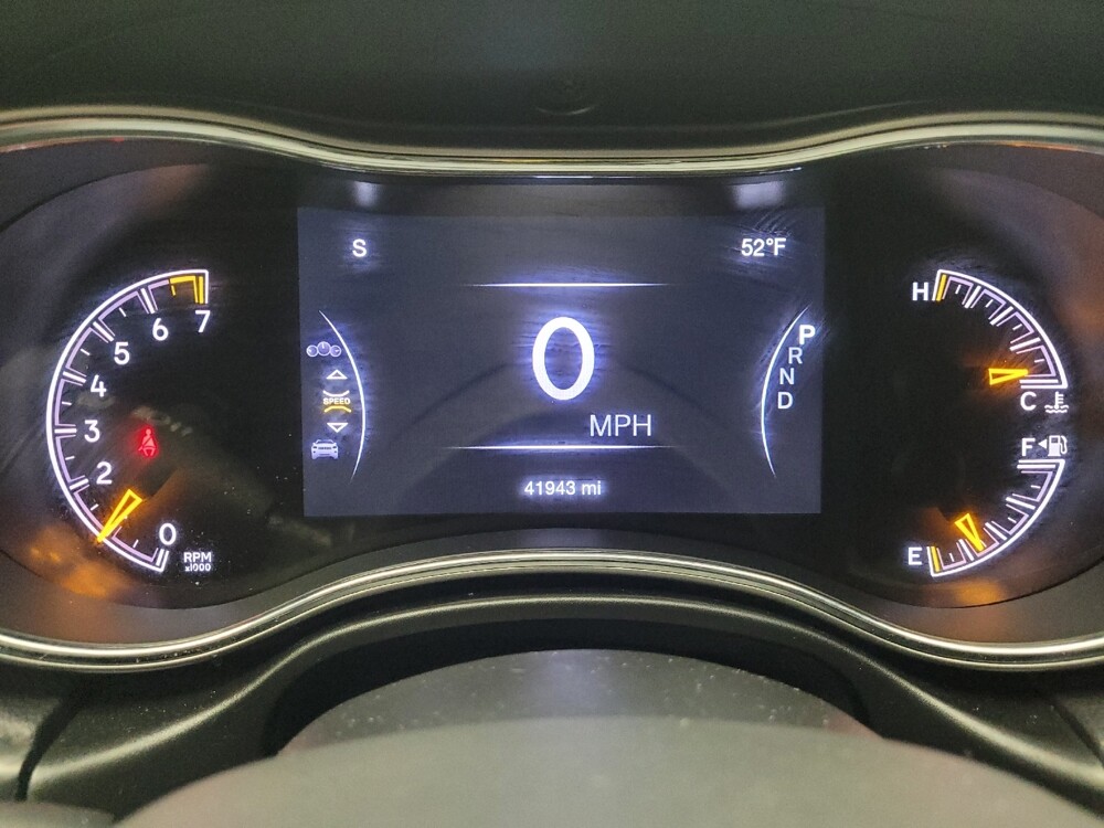 2019 Jeep Grand Cherokee in Taylor, MI 48180 - 18097856 23