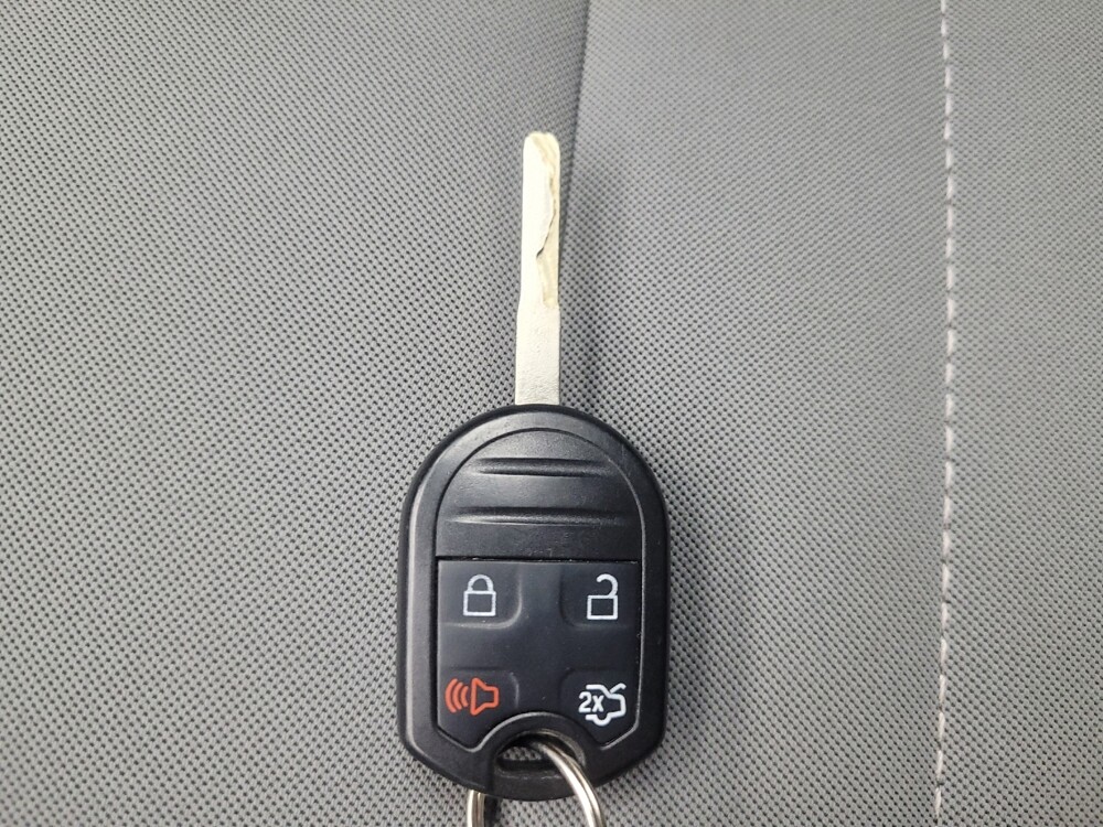 2013 Ford Escape in Indianapolis, IN 46219 - 18097857 32