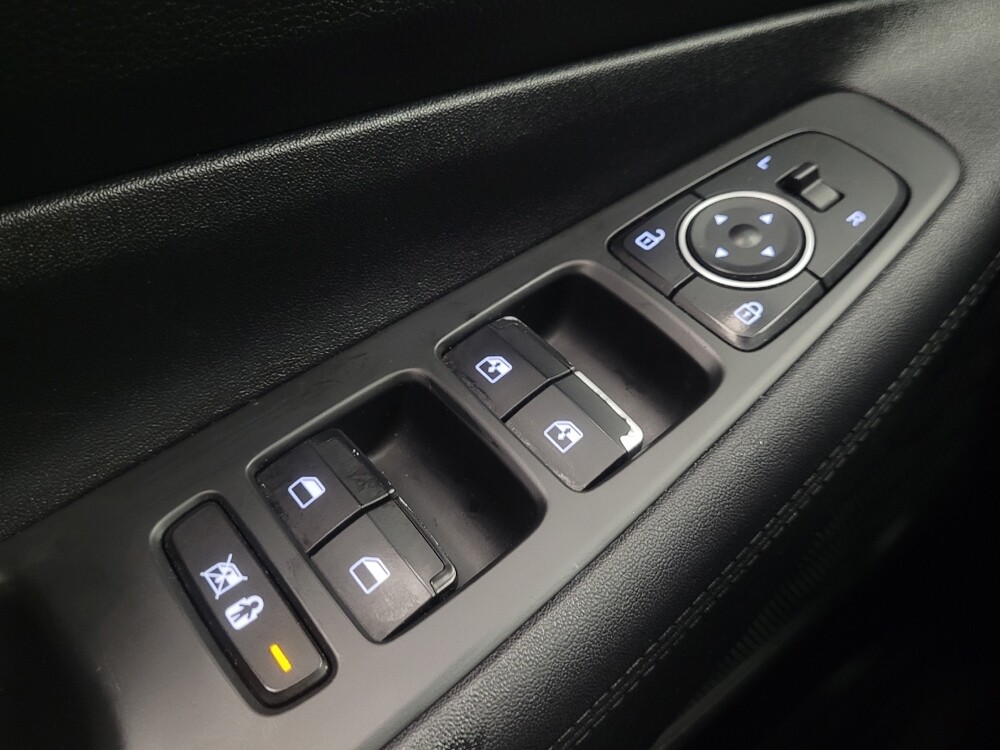 2019 Hyundai Santa Fe in Indianapolis, IN 46222 - 18097858 27