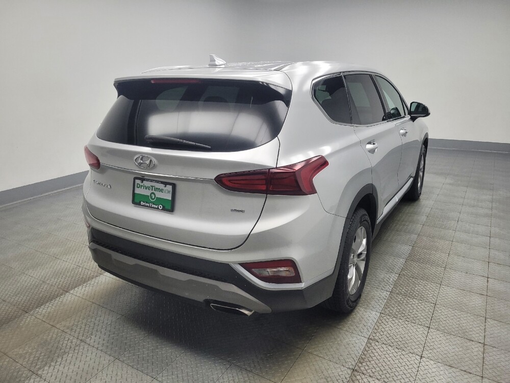 2019 Hyundai Santa Fe in Indianapolis, IN 46222 - 18097858 9