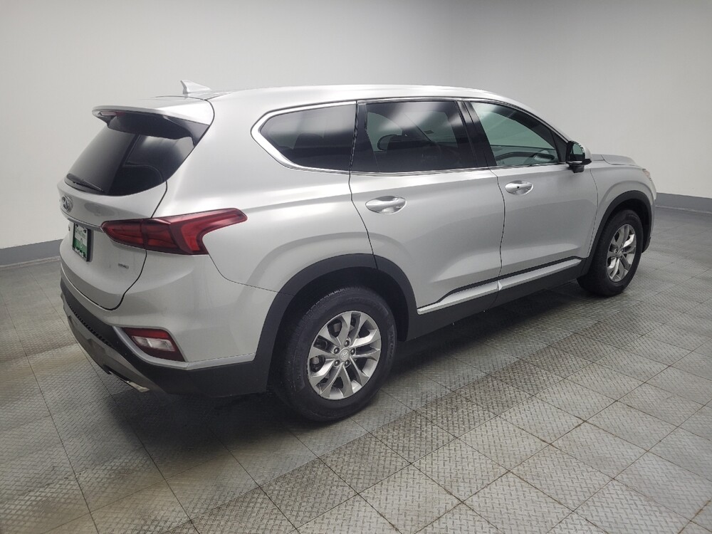 2019 Hyundai Santa Fe in Indianapolis, IN 46222 - 18097858 10