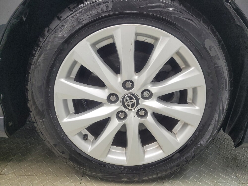 2020 Toyota Camry in Indianapolis, IN 46222 - 18097860 31