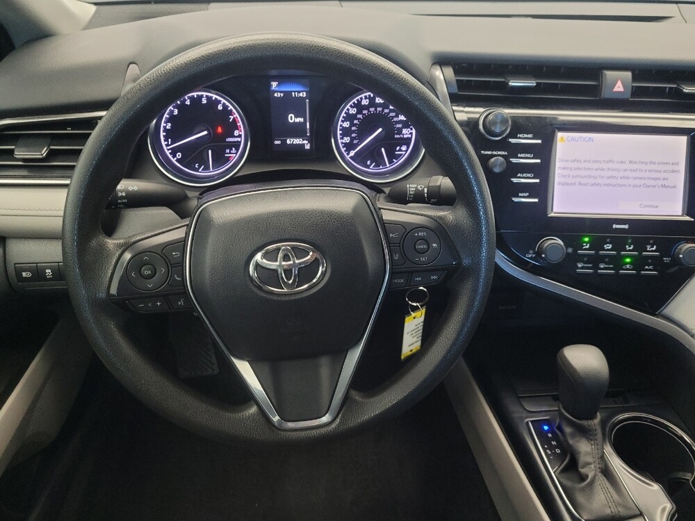 2020 Toyota Camry in Indianapolis, IN 46222 - 18097860 22
