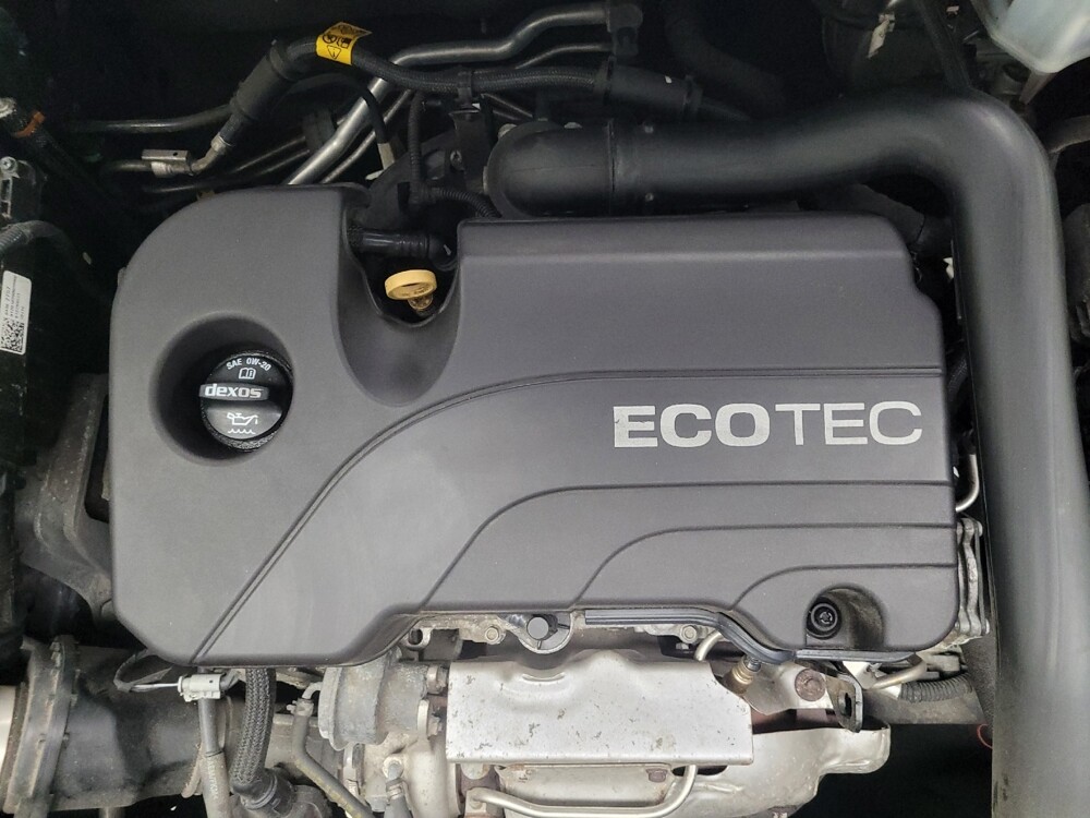 2019 Chevrolet Equinox in Indianapolis, IN 46222 - 18097862 30