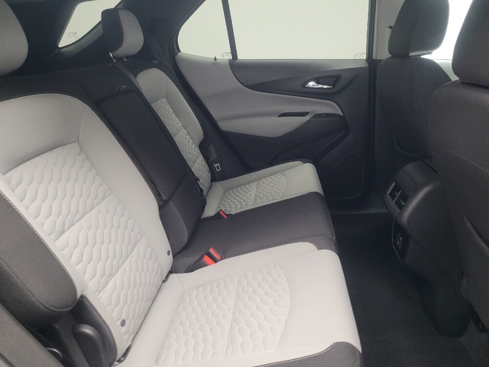 2019 Chevrolet Equinox in Indianapolis, IN 46222 - 18097862 19