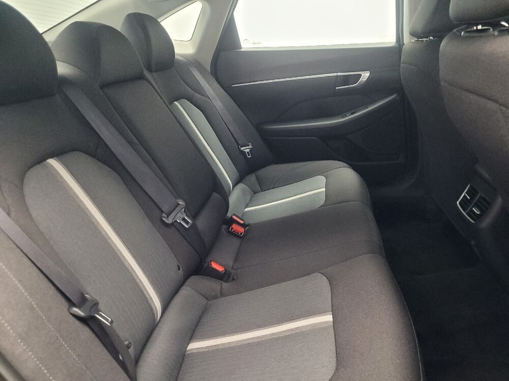 2020 Hyundai Sonata in Indianapolis, IN 46222 - 18097863 19