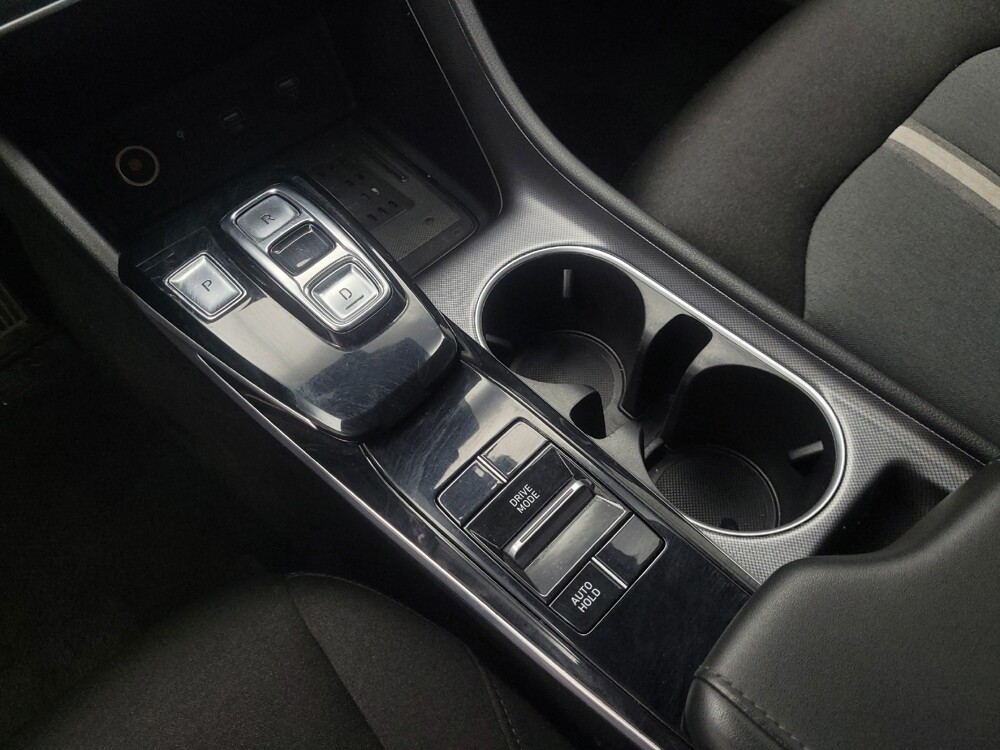 2020 Hyundai Sonata in Indianapolis, IN 46222 - 18097863 26