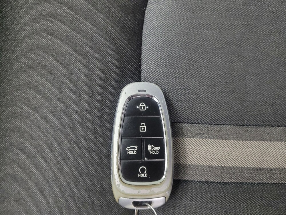 2020 Hyundai Sonata in Indianapolis, IN 46222 - 18097863 32