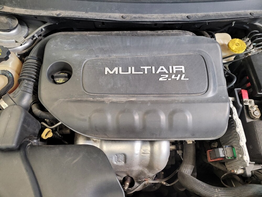 2016 Jeep Cherokee in Louisville, KY 40258 - 18097867 30