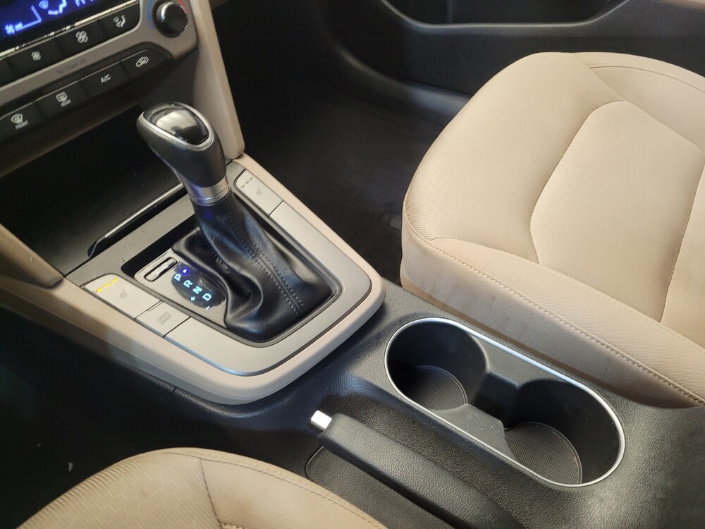 2017 Hyundai Elantra in Louisville, KY 40258 - 18097868 26