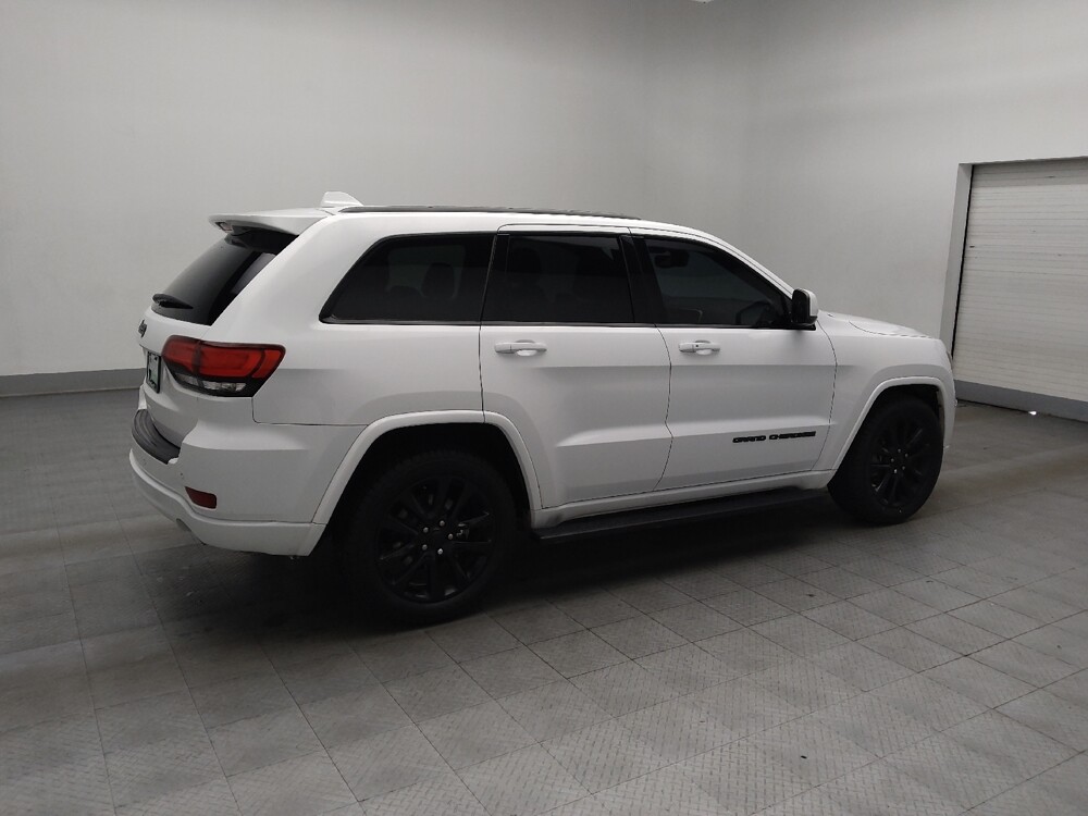 2018 Jeep Grand Cherokee in Union City, GA 30291 - 18097871 10