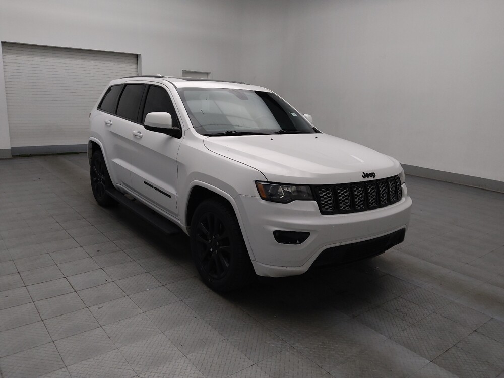 2018 Jeep Grand Cherokee in Union City, GA 30291 - 18097871 13