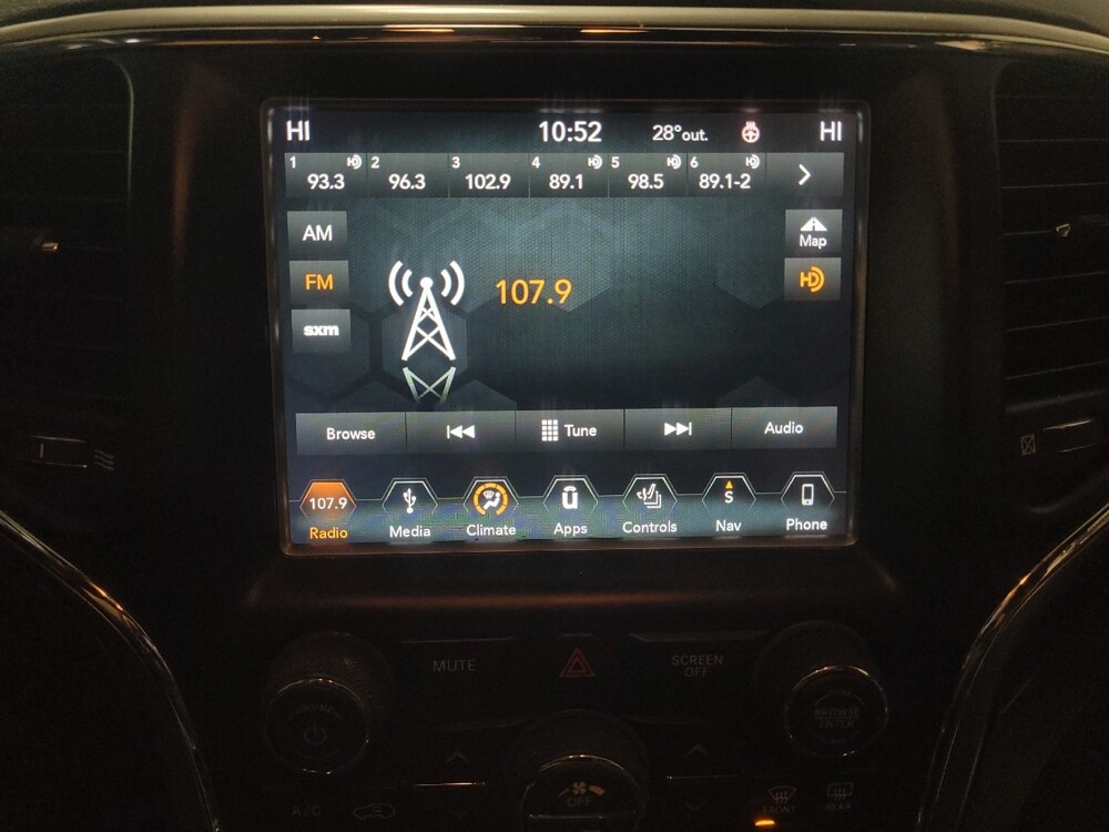 2018 Jeep Grand Cherokee in Union City, GA 30291 - 18097871 25