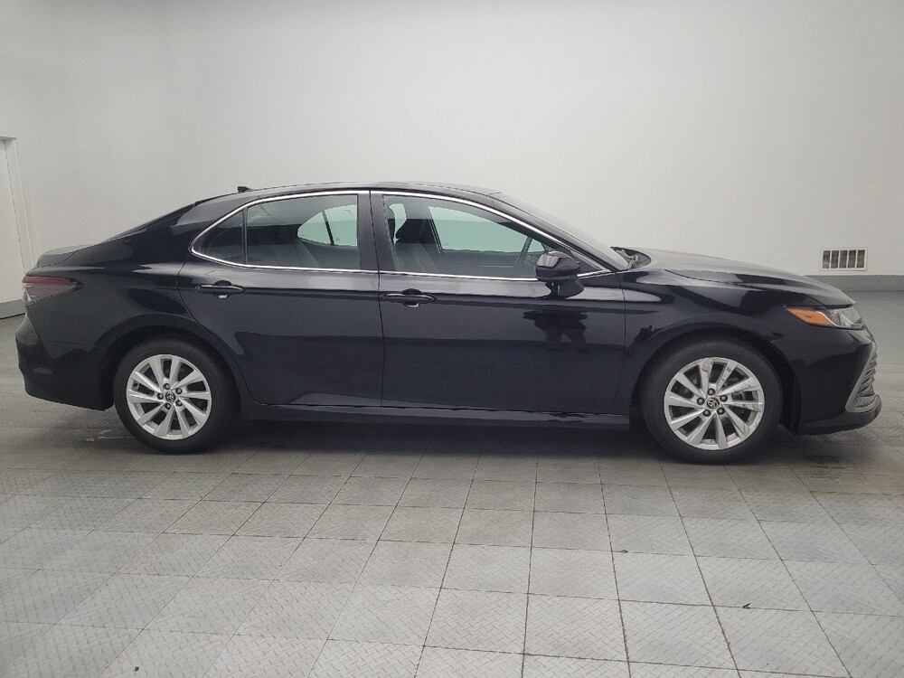 2022 Toyota Camry in Morrow, GA 30260 - 18097875 11