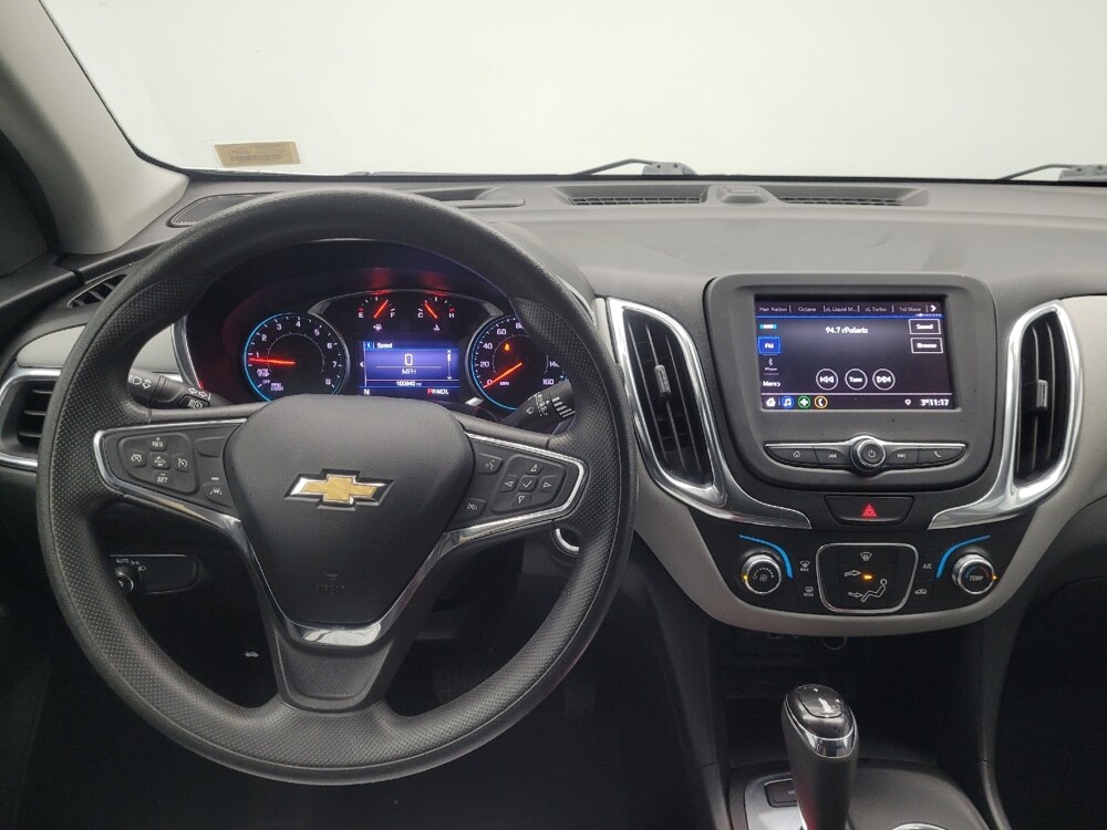 2020 Chevrolet Equinox in Indianapolis, IN 46222 - 18097878 22