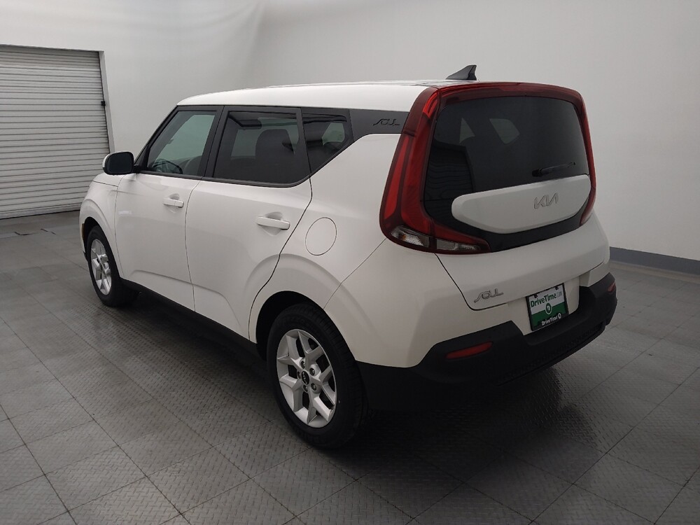2022 Kia Soul in Live Oak, TX 78233 - 18097885 5