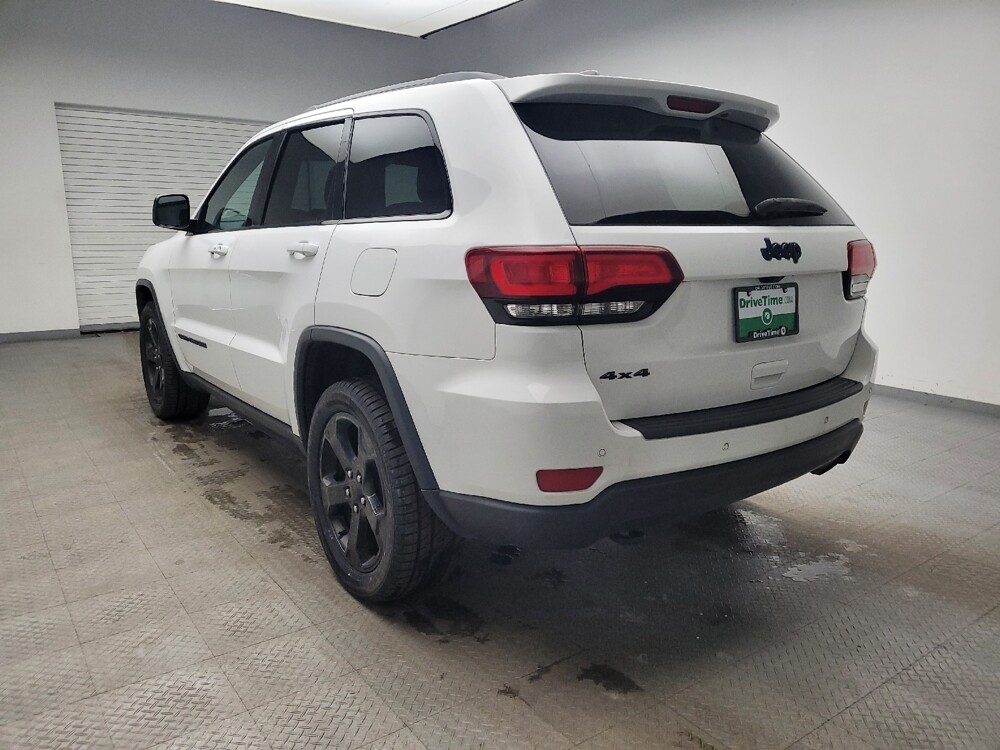 2019 Jeep Grand Cherokee in Taylor, MI 48180 - 18097891 5