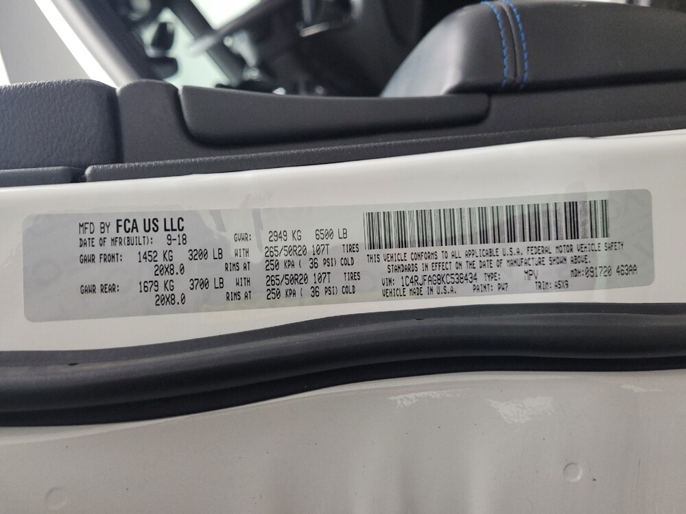 2019 Jeep Grand Cherokee in Taylor, MI 48180 - 18097891 33