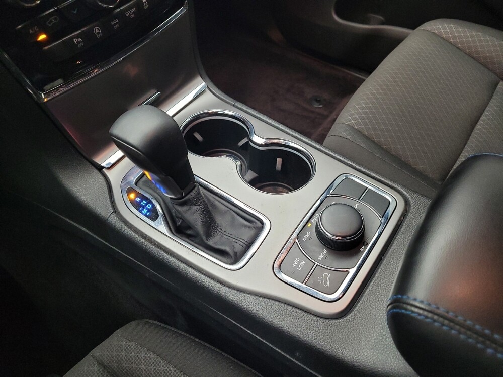 2019 Jeep Grand Cherokee in Taylor, MI 48180 - 18097891 26