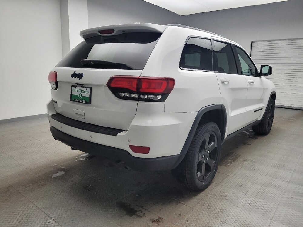 2019 Jeep Grand Cherokee in Taylor, MI 48180 - 18097891 9