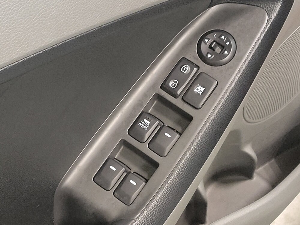 2017 Kia Forte in Lewisville, TX 75067 - 18097893 27