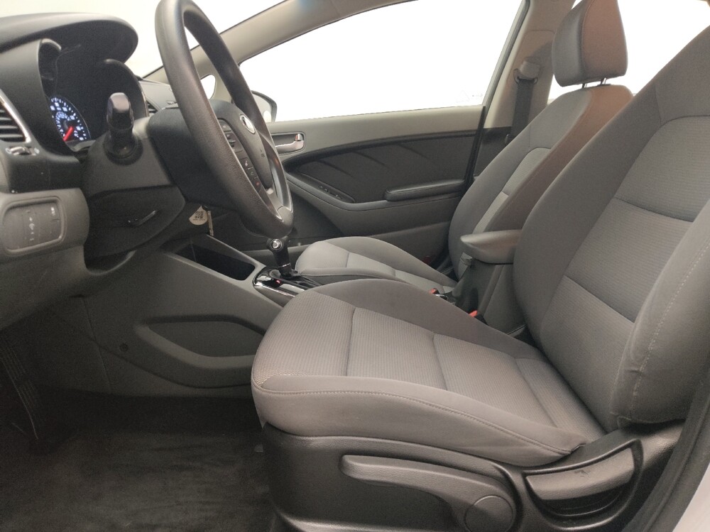 2017 Kia Forte in Lewisville, TX 75067 - 18097893 17