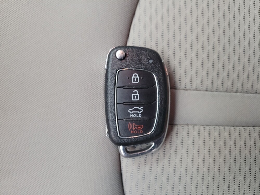 2018 Hyundai Sonata in St. Louis, MO 63125 - 18097895 32