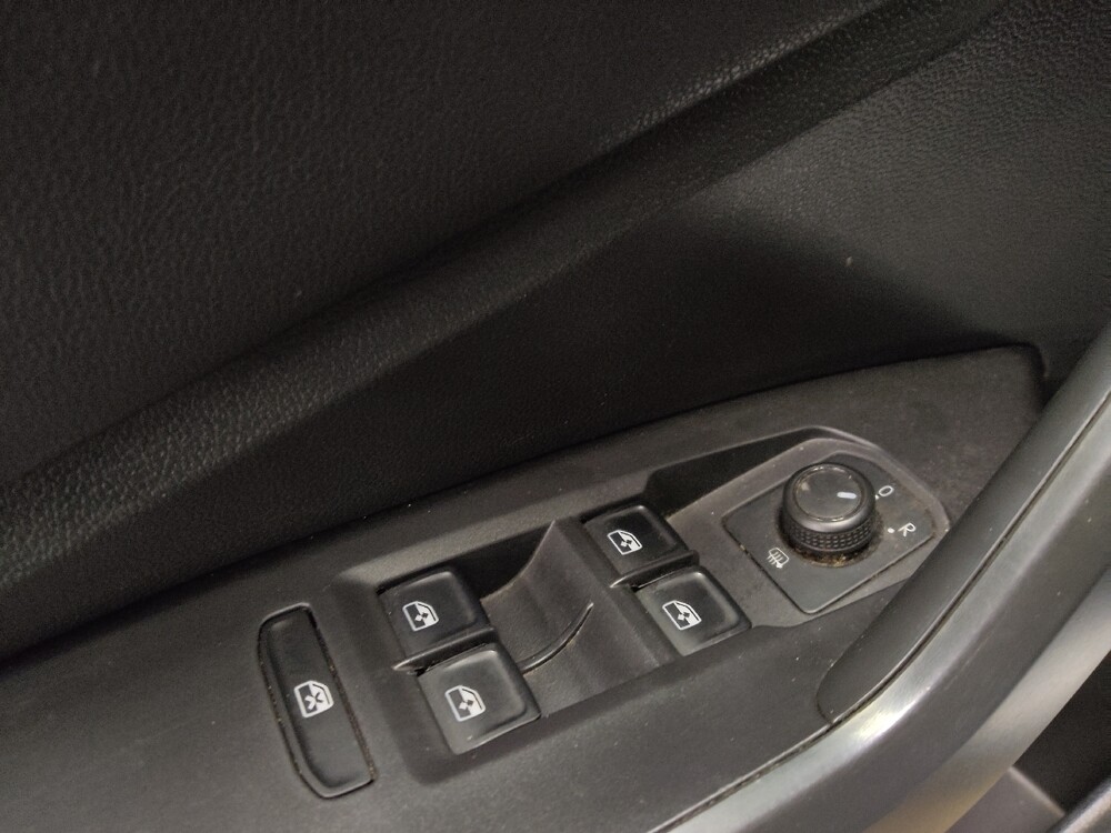 2019 Volkswagen Jetta in Tallahassee, FL 32304 - 18097904 27