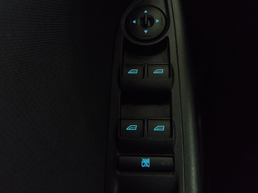 2018 Ford Focus in Marietta, GA 30062 - 18097907 27