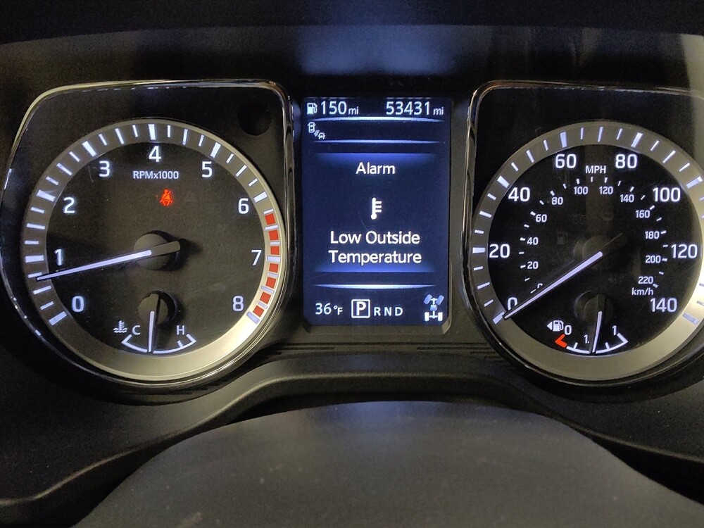 2017 Nissan Titan in Greensboro, NC 27407 - 18097908 23