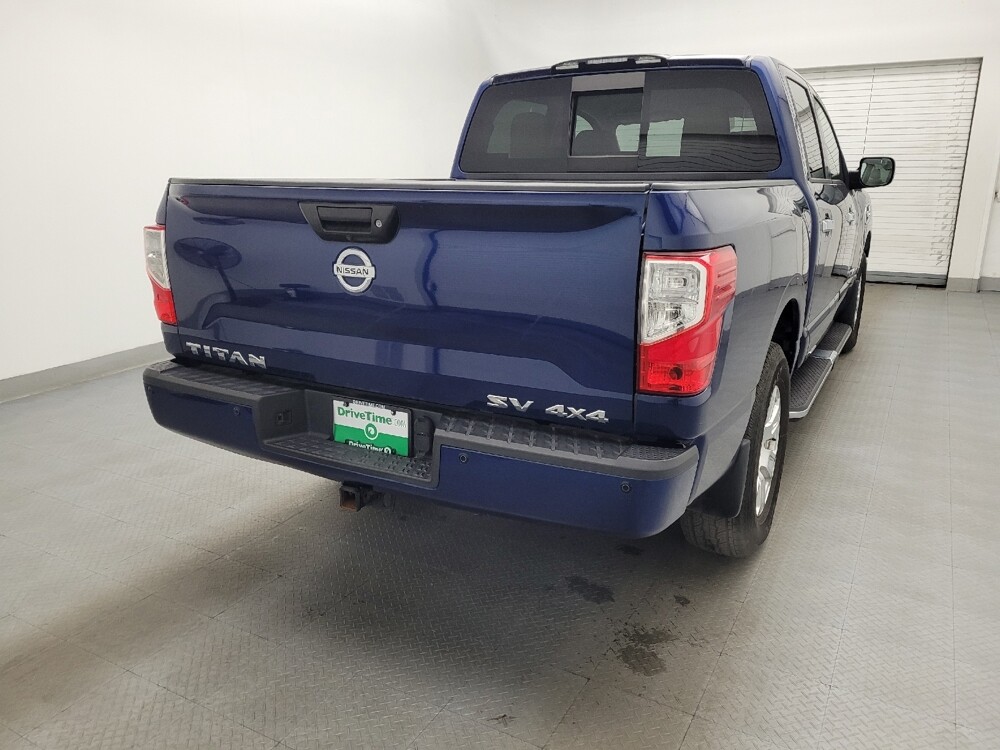 2017 Nissan Titan in Greensboro, NC 27407 - 18097908 7