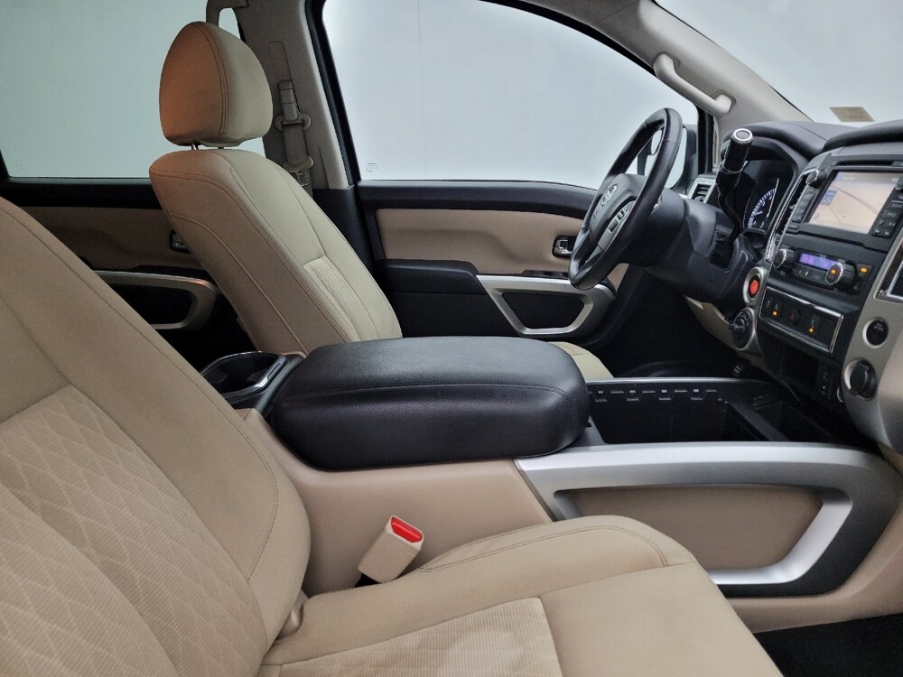 2017 Nissan Titan in Greensboro, NC 27407 - 18097908 21
