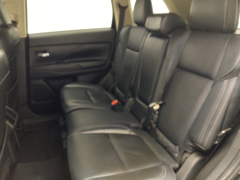 2020 Mitsubishi Outlander in Jacksonville, FL 32225 - 18097909 18