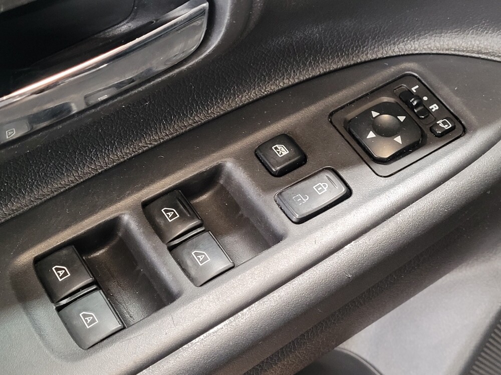 2020 Mitsubishi Outlander in Jacksonville, FL 32225 - 18097909 27