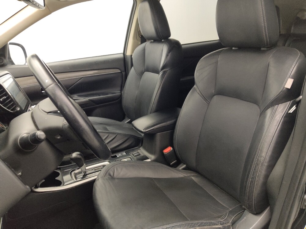 2020 Mitsubishi Outlander in Jacksonville, FL 32225 - 18097909 17